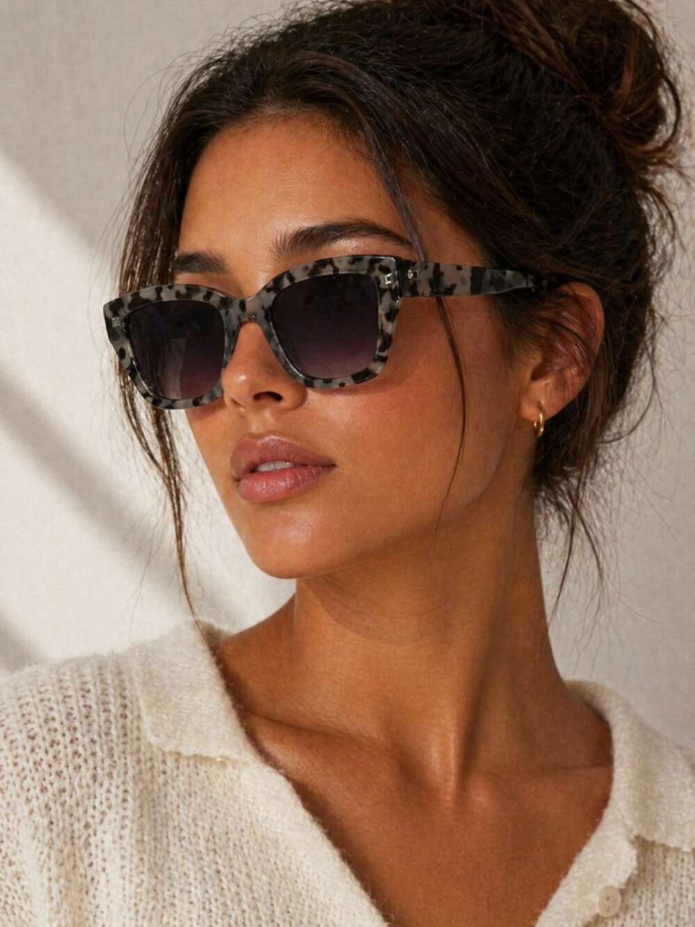 Title: AIRE Haedus Square Sunglasses Grey Tortoise Frame Gradient Lens